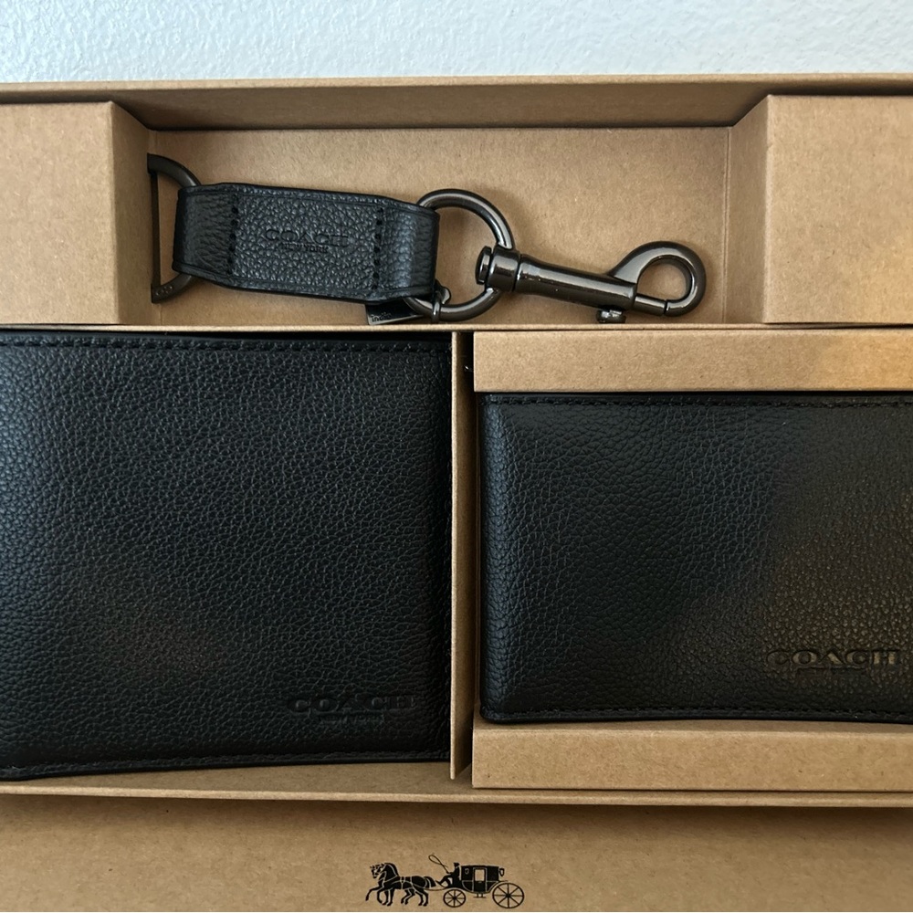 Coach Men’s Wallet Set